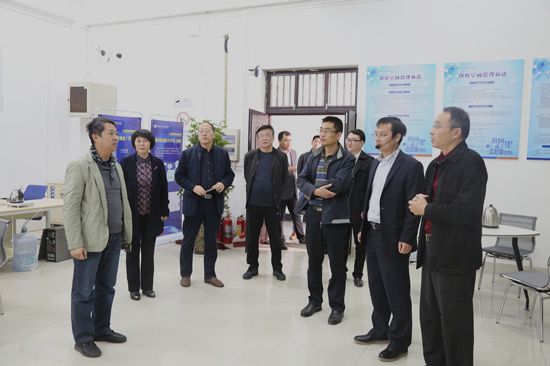 国家众创空间评审专家组对博鱼(中国)一站式服务平台众创空间进行实地考察.jpg