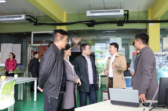 河南省创业孵化基地评审专家组考察博鱼(中国)一站式服务平台“黄河之星”众创空间--1114.jpg